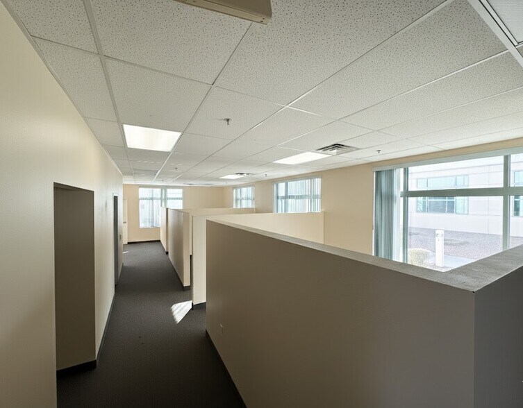 More Photos Of 7385 Prairie Falcon Rd, Las Vegas Office Residential For Lease