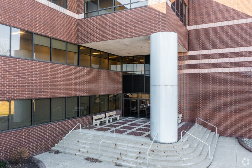 More Photos Of 7350 Tilghman St, Allentown Medical For Lease