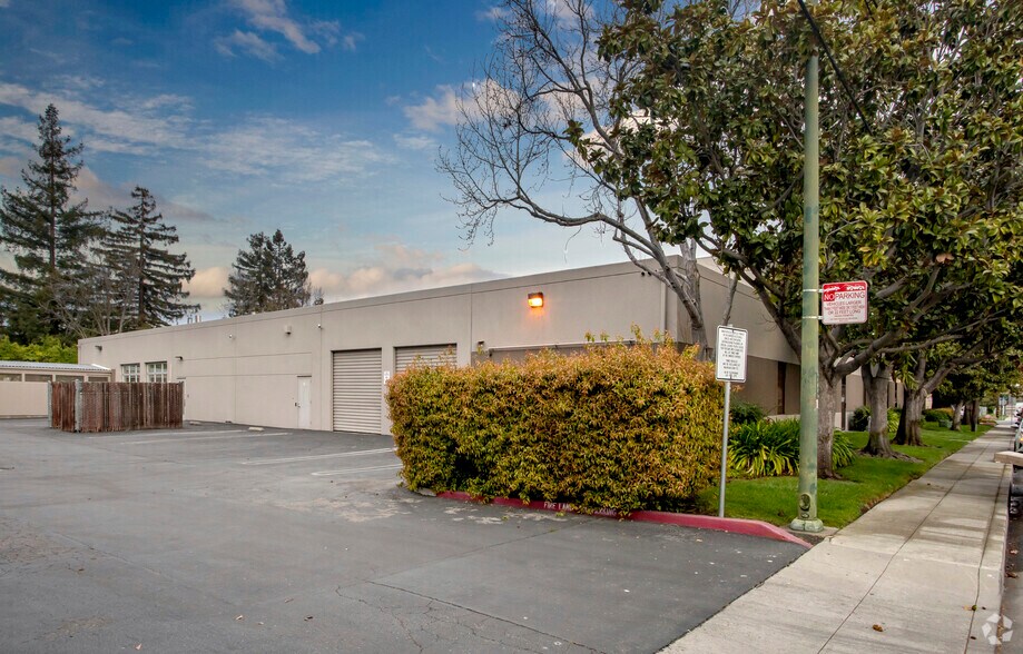 More Photos Of 1025 Terra Bella Ave, Mountain View Research And Development For Lease