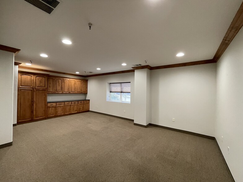 More Photos Of 20500 Main St, Stratford Land For Sale