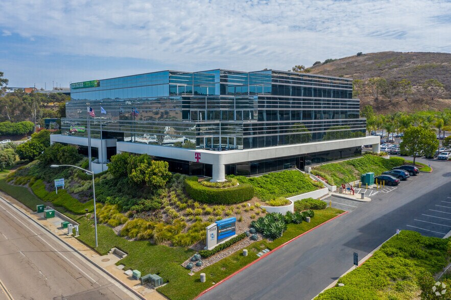 More Photos Of 10509 Vista Sorrento Pky, San Diego Office For Lease