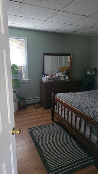 More Photos Of 741 Main Rd & 2 Haskins Rd, Tiverton Storefront Retail Residential For Sale