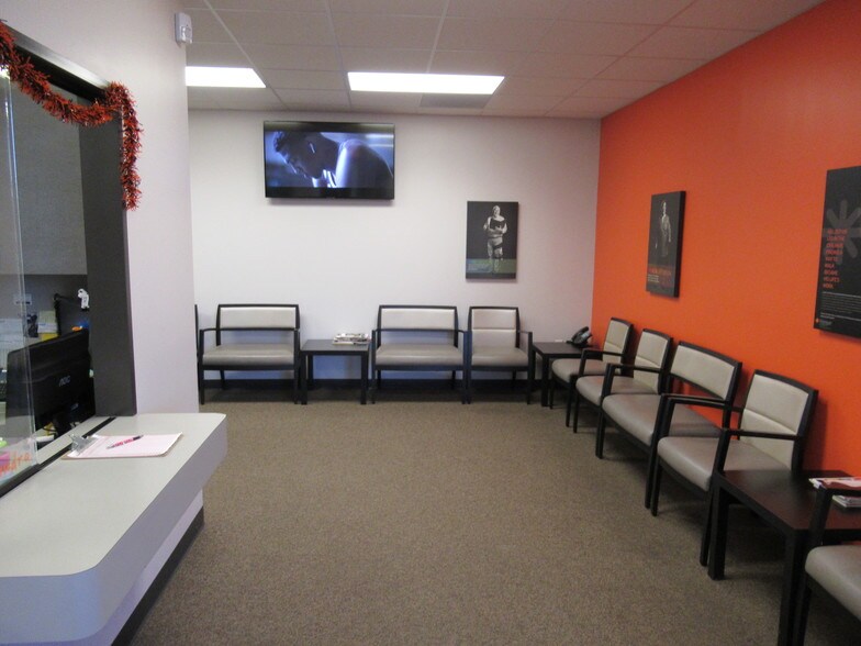 More Photos Of 11155 S Main St, Houston Medical For Sale