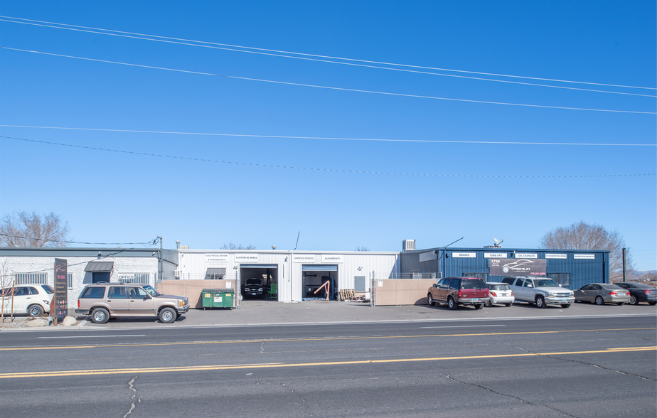 More Photos Of 3749-3795 Mill St, Reno Warehouse For Lease