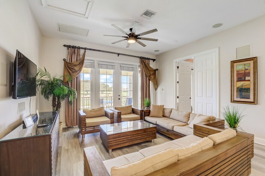 More Photos Of 7388 Gathering Ct, Reunion Specialty For Sale