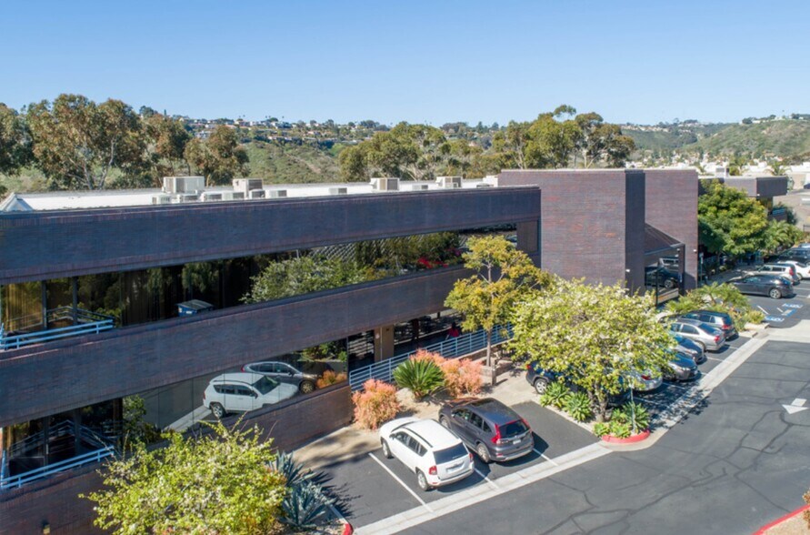 More Photos Of 4375 Jutland Dr, San Diego Loft Creative Space For Sale