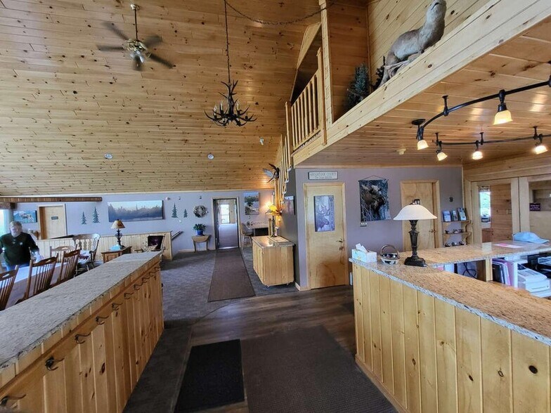 More Photos Of 341 US Route 1, Weston Hotel For Sale