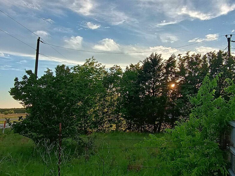 More Photos Of 5330 E Interstate 30, Campbell Land For Lease