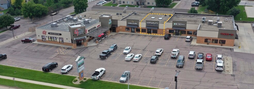 More Photos Of 4515-4531 E 26th St, Sioux Falls Storefront For Lease