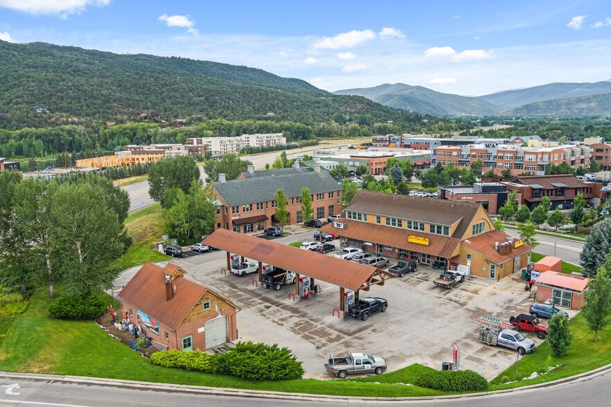 Primary Photo Of 701 E Valley Rd, Basalt Convenience Store For Sale