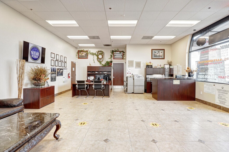 More Photos Of 7400 Elsie Ave, Sacramento Freestanding For Lease