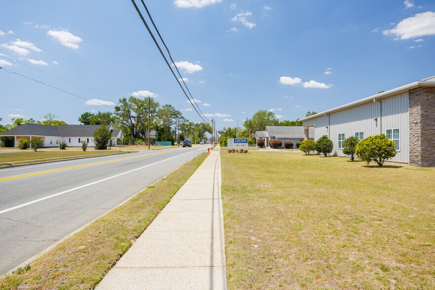 More Photos Of 37 E Main St, Lakeland Flex For Sale