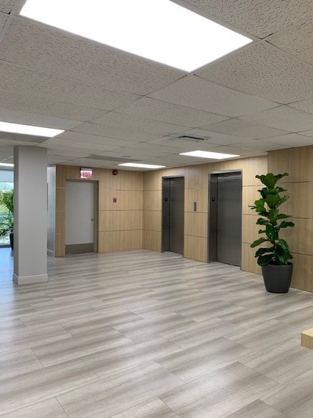 More Photos Of 104 Crandon Blvd, Key Biscayne Office Residential For Lease