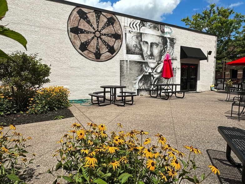 More Photos Of 444 3rd St, Niagara Falls Office For Lease