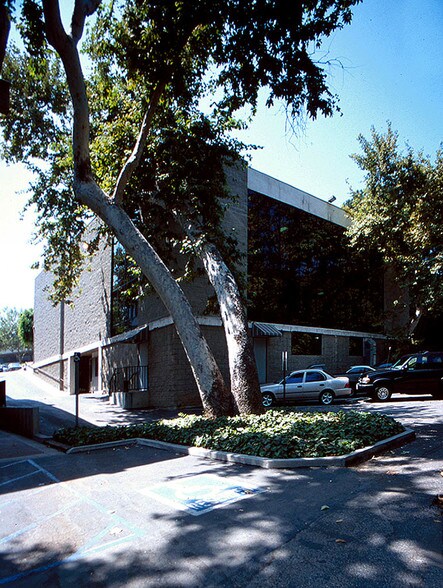 More Photos Of 7474 N Figueroa St, Los Angeles Office For Lease