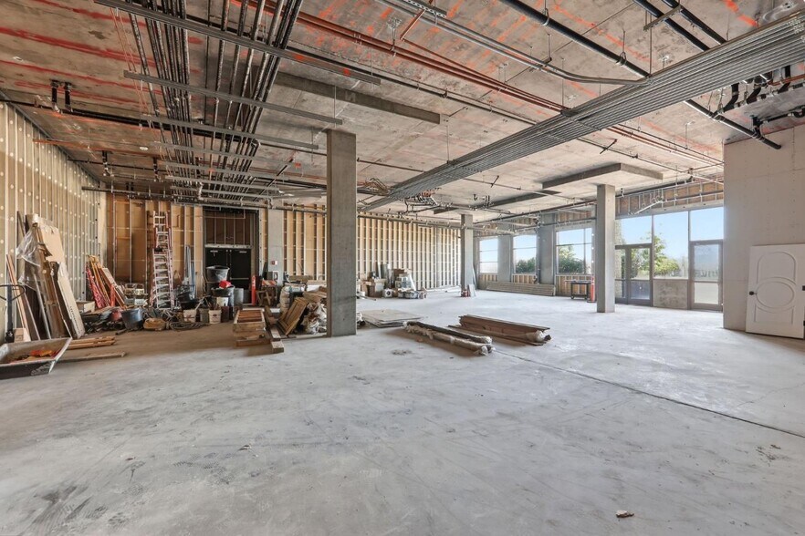 More Photos Of 600 El Camino Real, Belmont General Retail For Sale