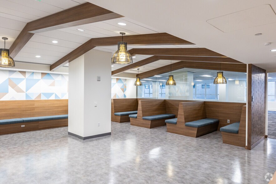 More Photos Of 550 California St, San Francisco Office For Lease