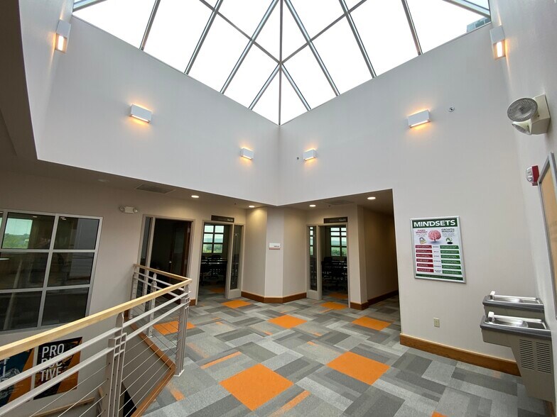 More Photos Of 3600 Digital Dr, Dubuque Office For Sale