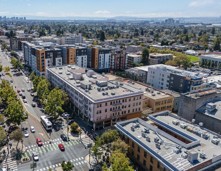 More Photos Of 2300 Shattuck Ave, Berkeley Office For Lease