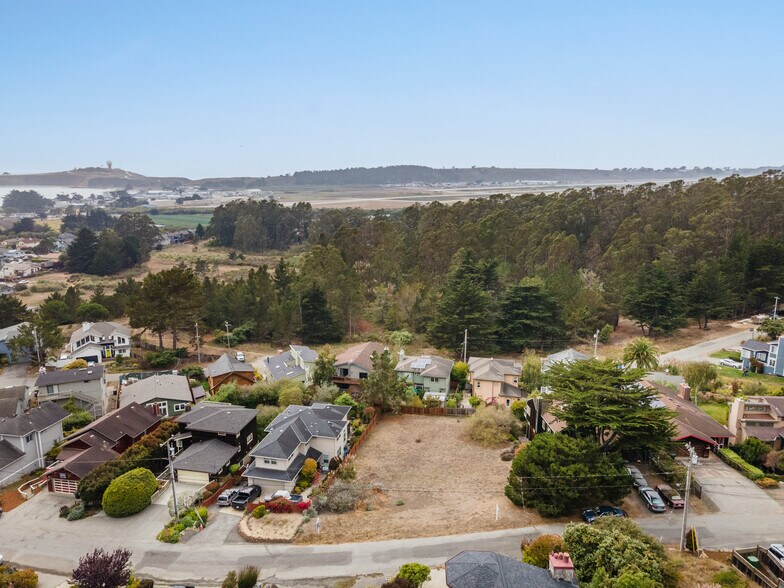 Primary Photo Of 00 Avenue Granada, El Granada Land For Sale