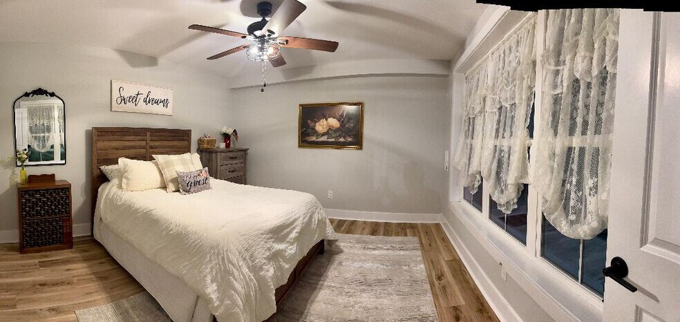 More Photos Of 286 Lakeview Drive Rd, Highland Lake Specialty For Sale