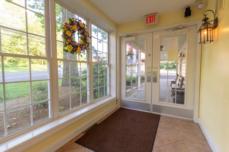 More Photos Of 898 Allentown Rd, Telford Restaurant For Sale