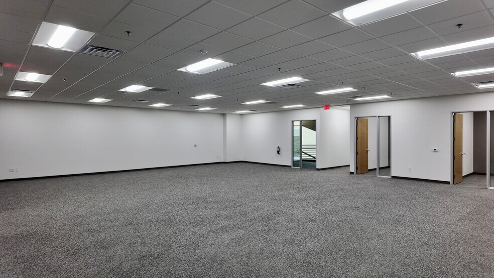 More Photos Of 2955 Clayton St, North Las Vegas Distribution For Sale