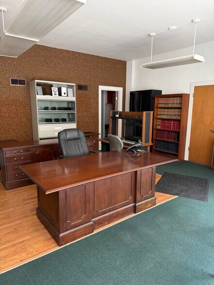 More Photos Of 6233 Gravois Ave, Saint Louis Office For Sale