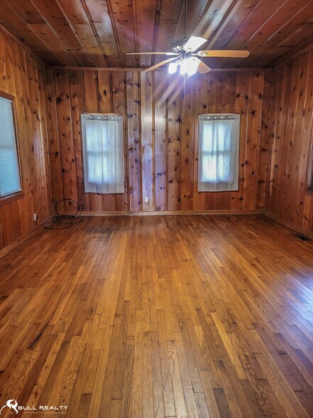 More Photos Of 8400 Villa Rica Hwy, Villa Rica Auto Repair For Lease