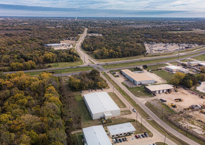 More Photos Of 1514 Shiloh Ave, Bryan Warehouse For Lease