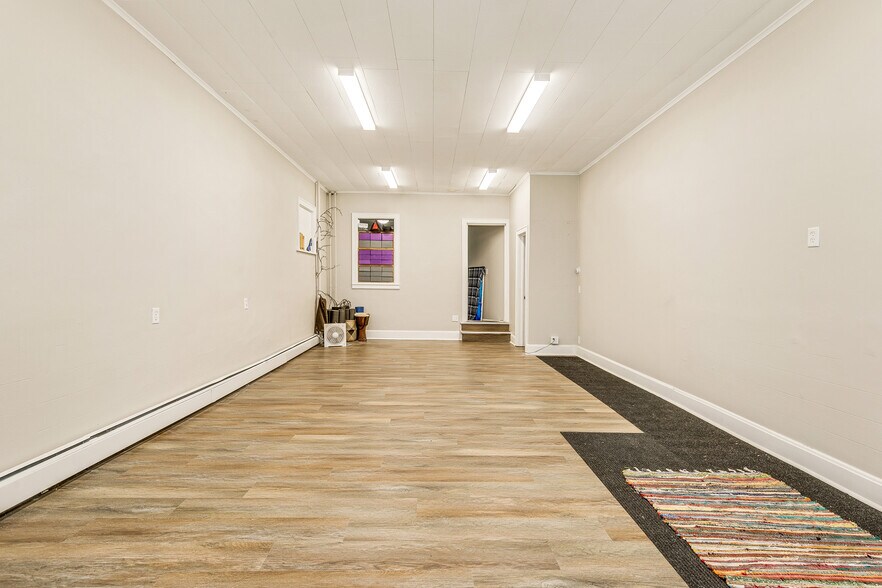 More Photos Of 609-611 N Dale St N, Saint Paul Storefront Retail Residential For Sale