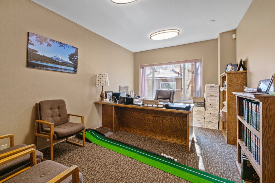 More Photos Of 514 Walnut Ave, Klamath Falls Office Residential For Sale