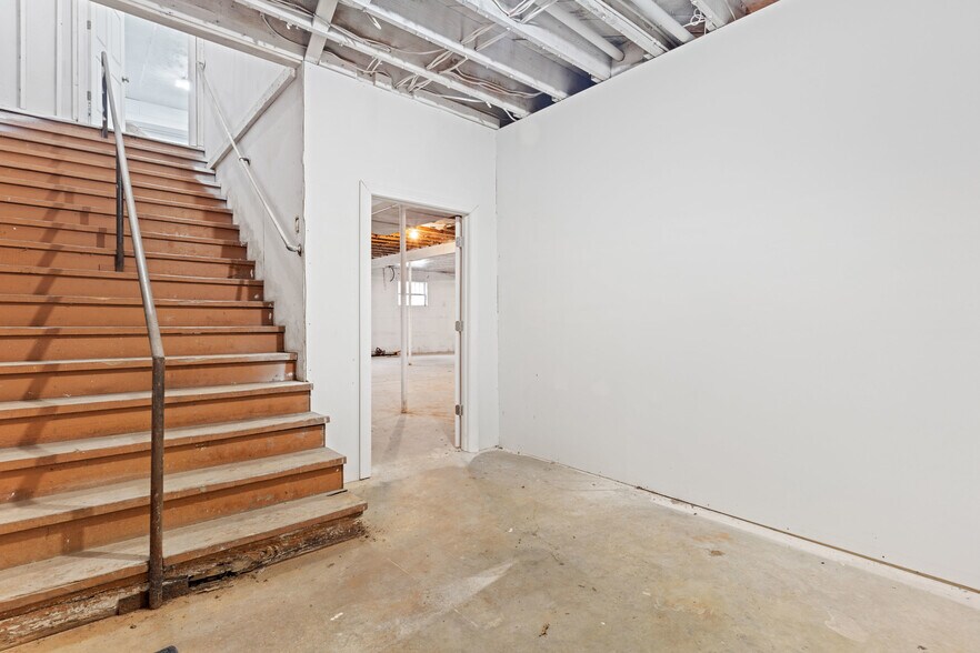 More Photos Of 3628 Brights Rd, Pittsville General Retail For Sale