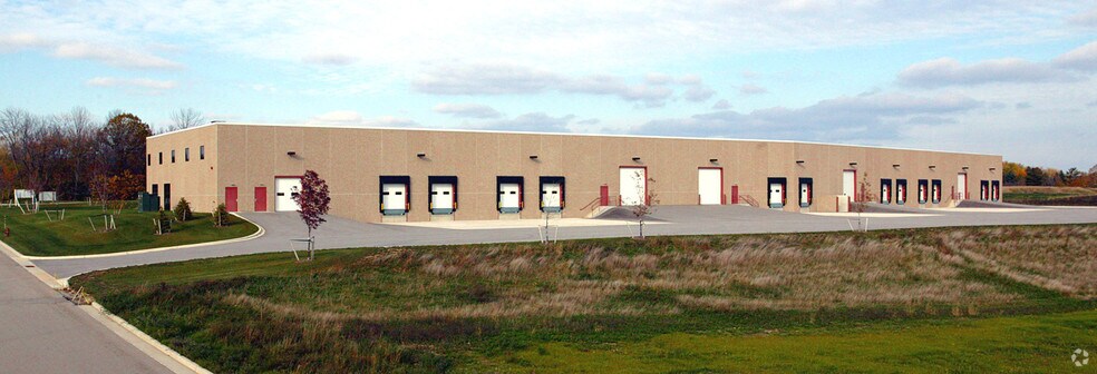 More Photos Of N110W13125 Washington Dr, Germantown Warehouse For Lease