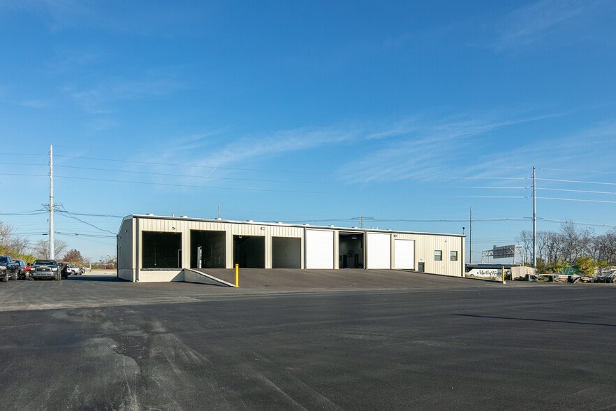 More Photos Of 1180 Finney Dr, Lexington Light Distribution For Lease