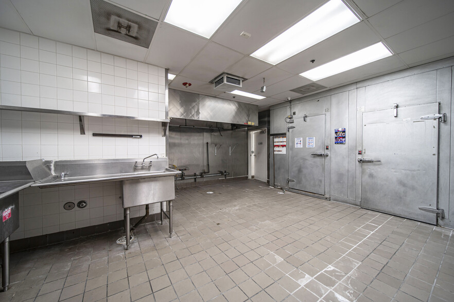 More Photos Of 580 N Atlantic Blvd, Monterey Park Apartments For Lease