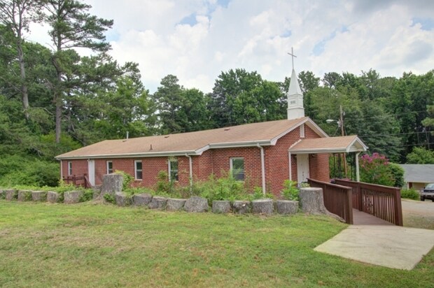 Primary Photo Of 3264 Howell Cir, Duluth Religious Facility For Sale