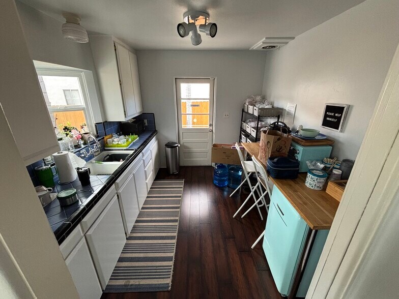 More Photos Of 8325 University, La Mesa Office For Lease