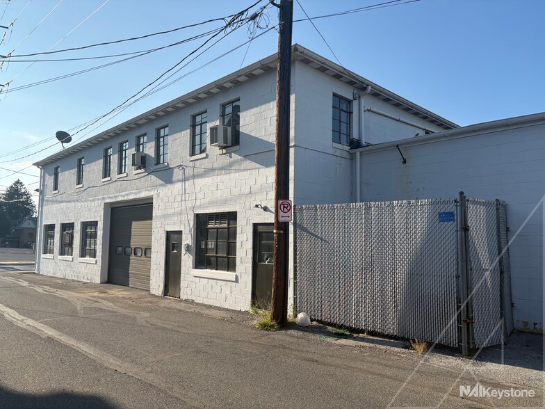 More Photos Of 60 E Penn Ave, Wernersville Auto Dealership For Sale
