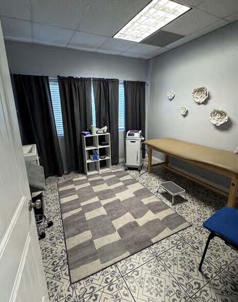 More Photos Of 8201 W 20th St, Greeley Medical For Lease