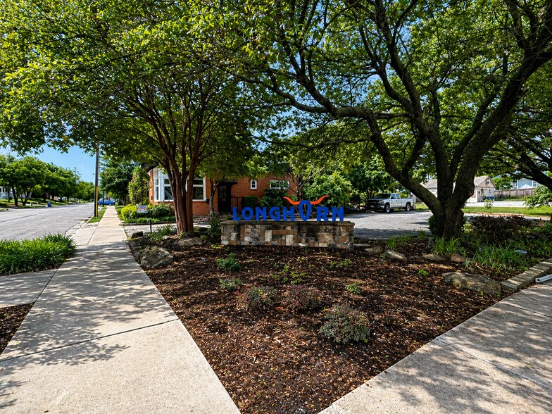 More Photos Of 204 S Kentucky St, McKinney Office Residential For Sale
