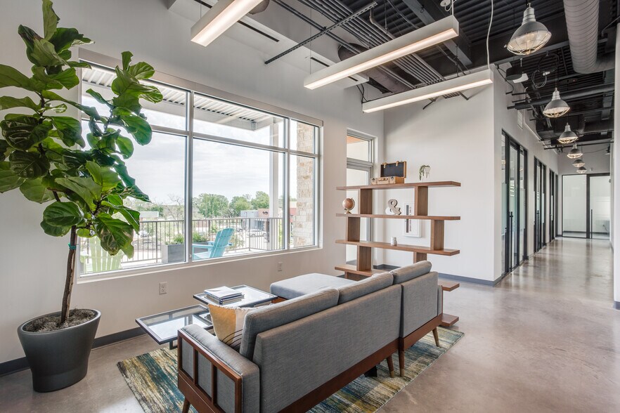 More Photos Of 14425 Falcon Head Blvd, Austin Coworking Space