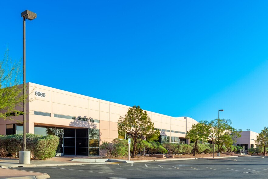 More Photos Of 9970 Covington Cross Dr, Las Vegas Office For Sale