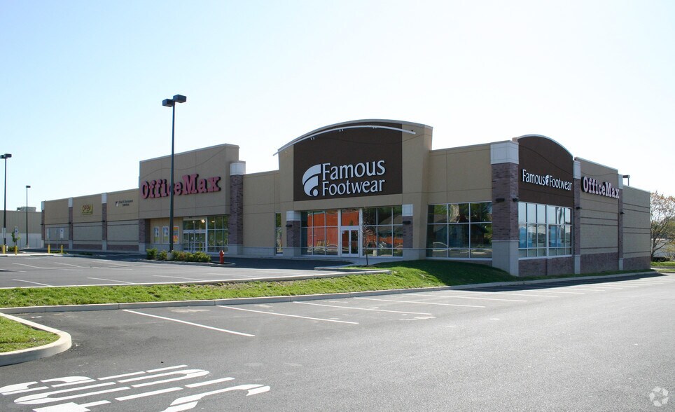 More Photos Of 9701 Roosevelt Blvd, Philadelphia Unknown For Lease