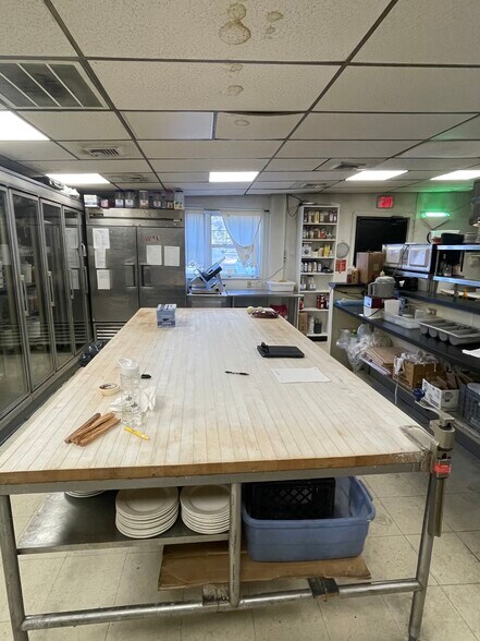 More Photos Of 295 Parker Farms Rd, Wallingford Restaurant For Sale