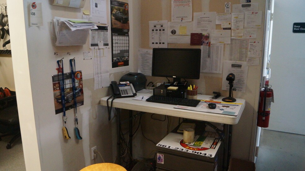 More Photos Of 161 Commerce Rd, Boynton Beach Warehouse For Sale