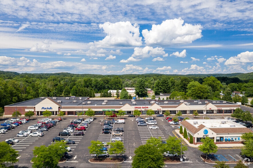 More Photos Of 1425-1433 Route 300, Newburgh Unknown For Lease