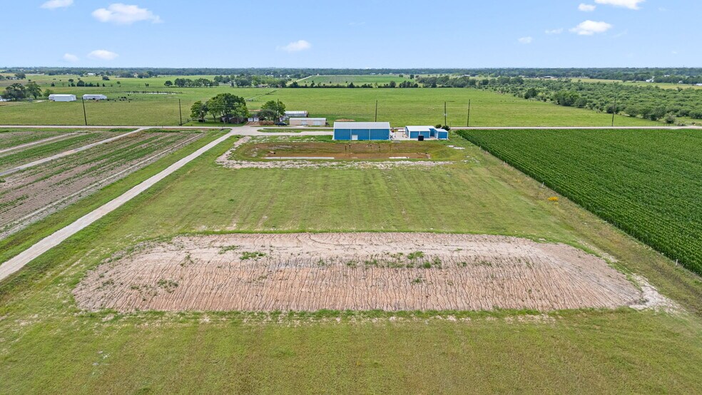 More Photos Of 15002 Bj Dusek Rd, Wallis Flex For Sale
