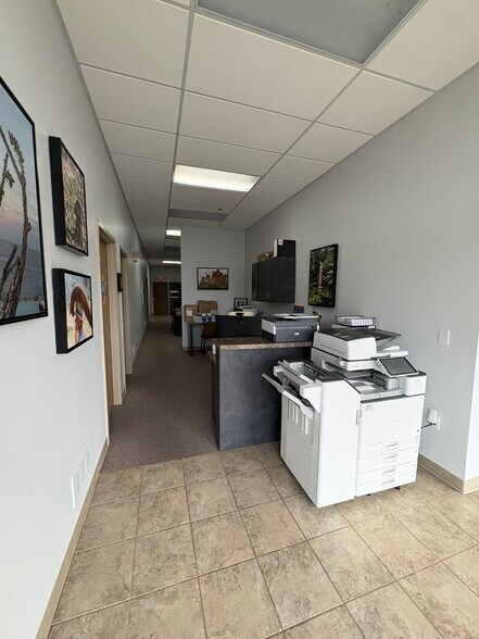 More Photos Of 1920 W 143rd St, Leawood Office For Sale