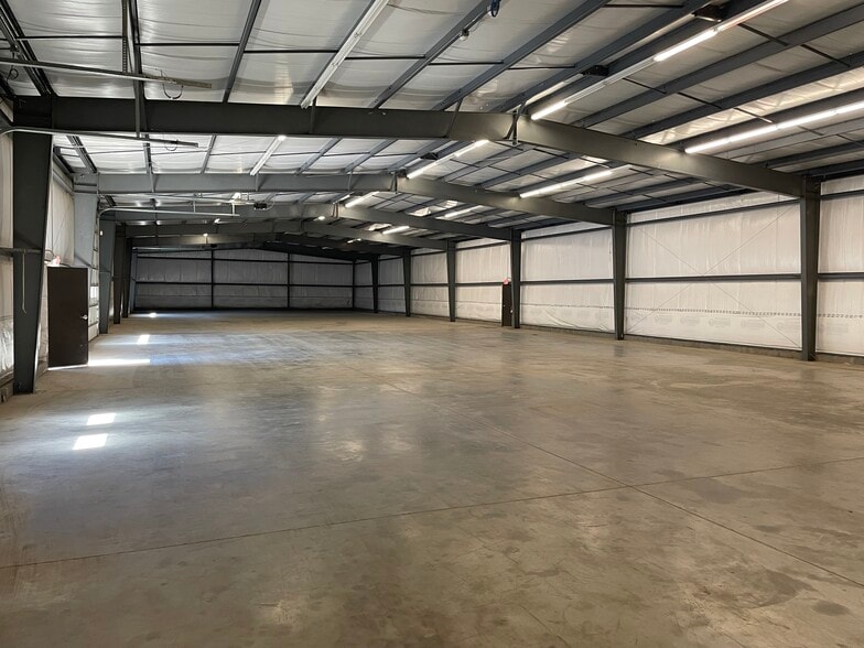 More Photos Of 1826 17th St NE, Canton Industrial For Sale